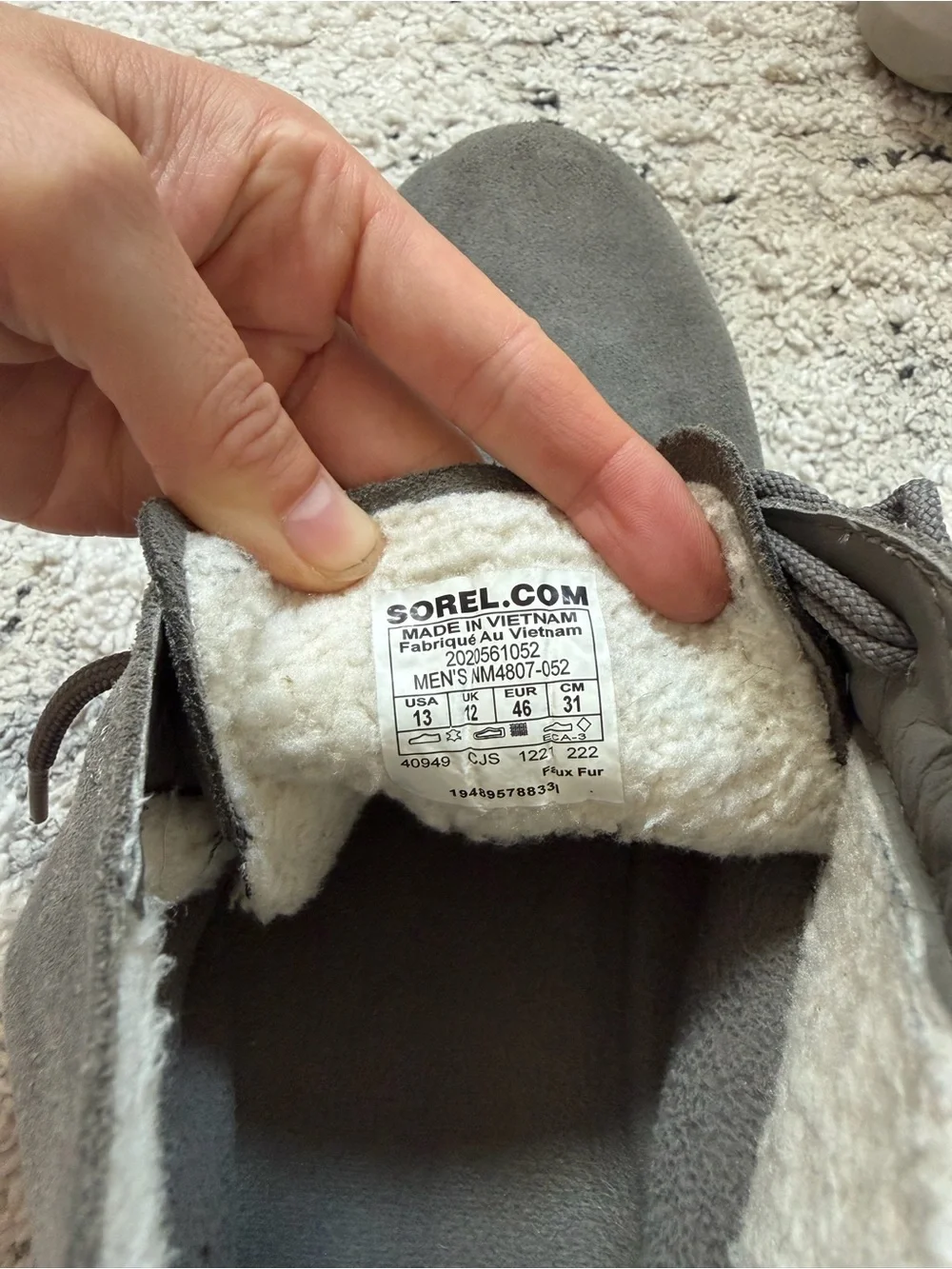 Sorel Men's Gray Suede Chukka Boots